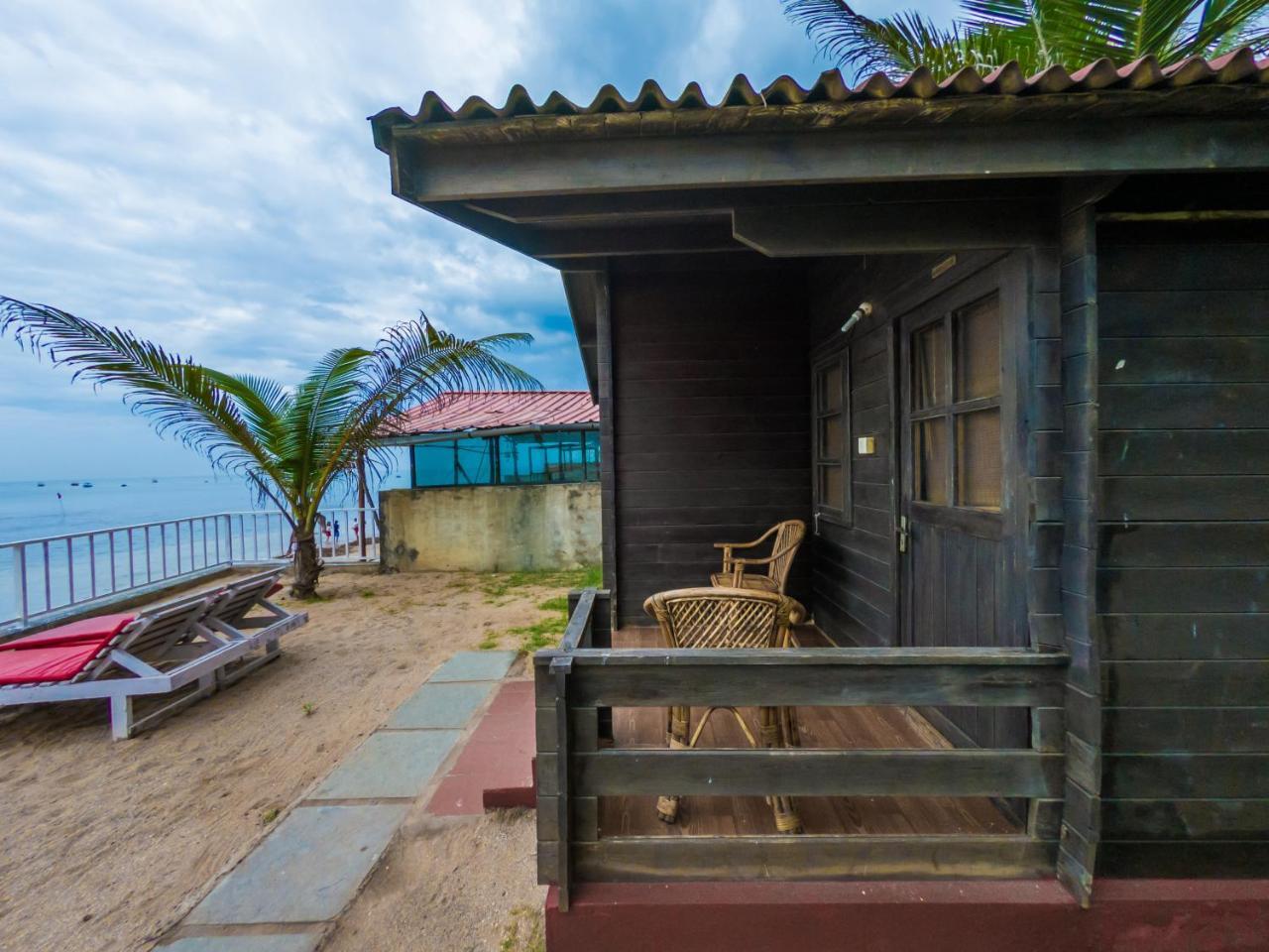 Vista Praia Beach Resort Анжуна Екстер'єр фото