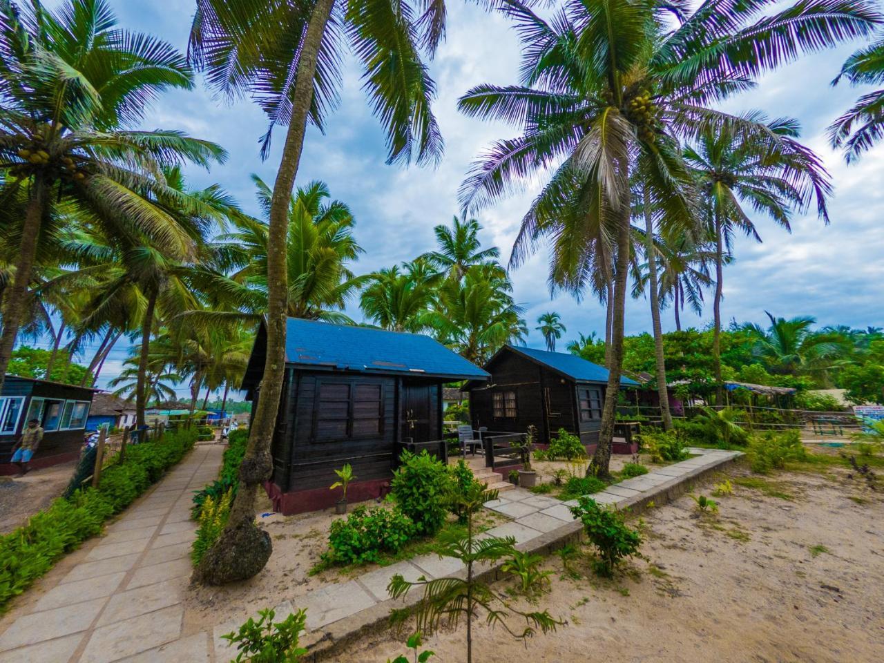 Vista Praia Beach Resort Анжуна Екстер'єр фото