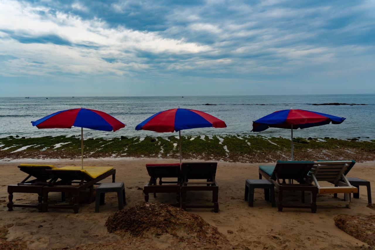 Vista Praia Beach Resort Анжуна Екстер'єр фото
