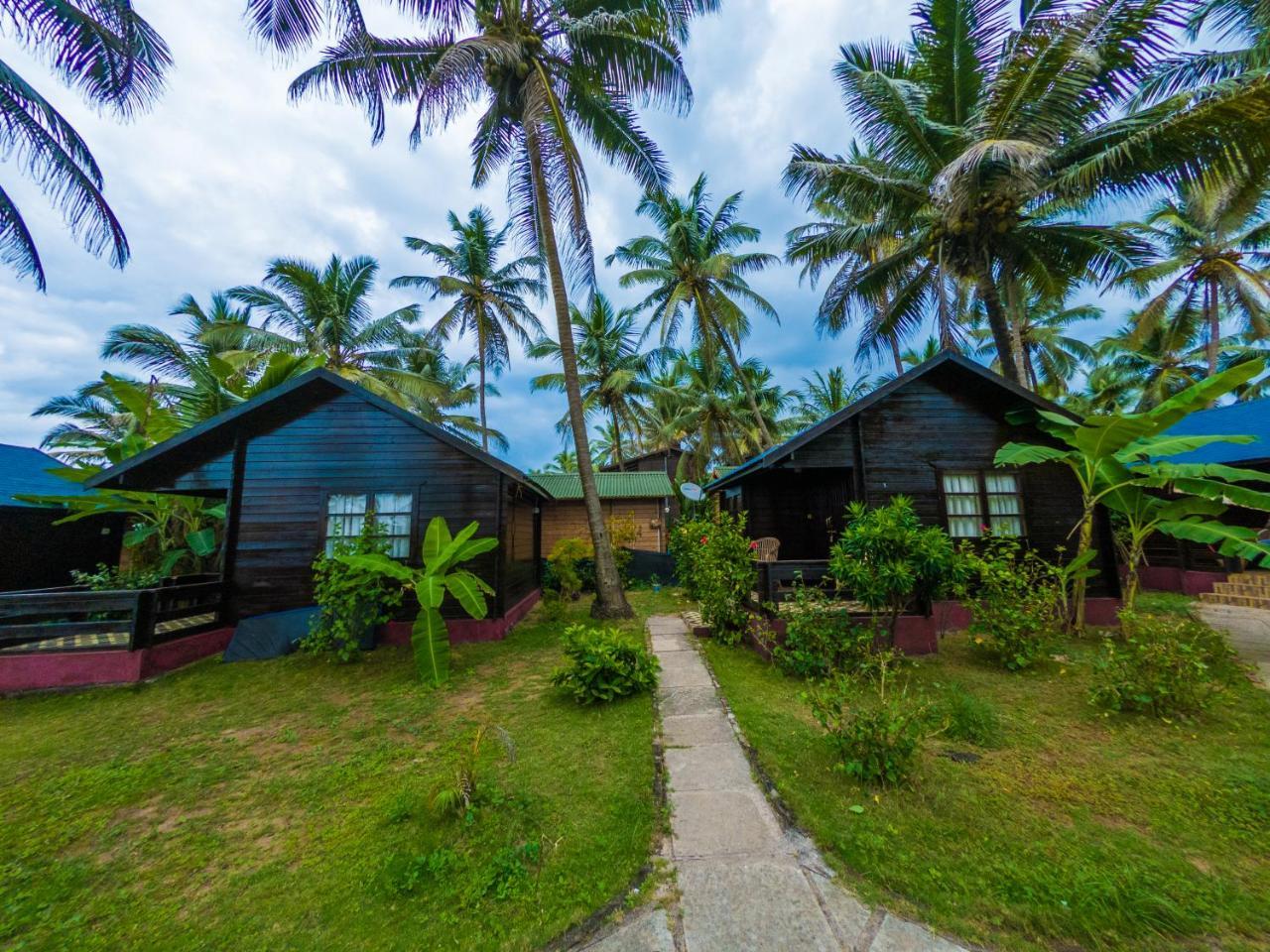 Vista Praia Beach Resort Анжуна Екстер'єр фото