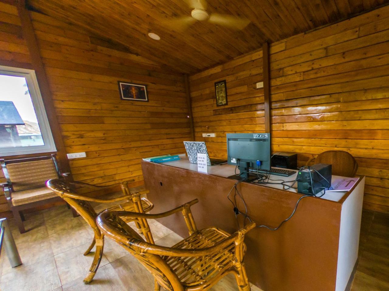 Vista Praia Beach Resort Анжуна Екстер'єр фото