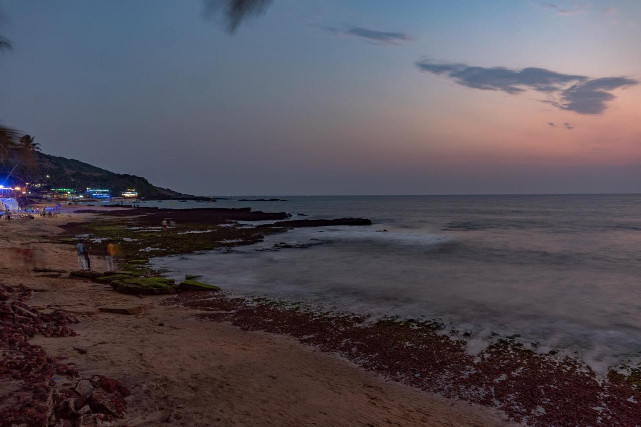 Vista Praia Beach Resort Анжуна Екстер'єр фото