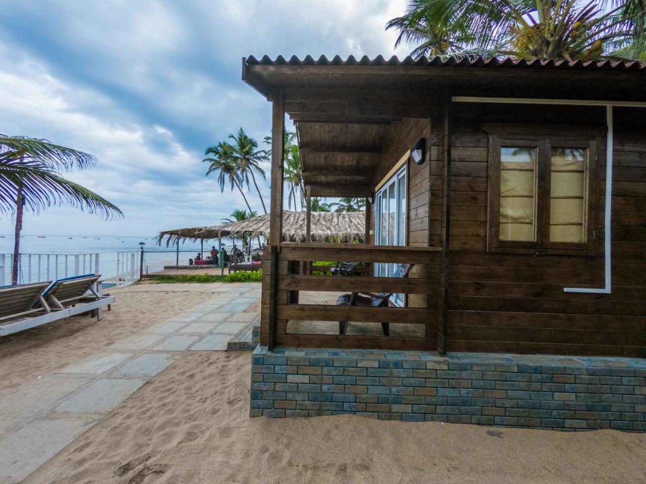 Vista Praia Beach Resort Анжуна Екстер'єр фото