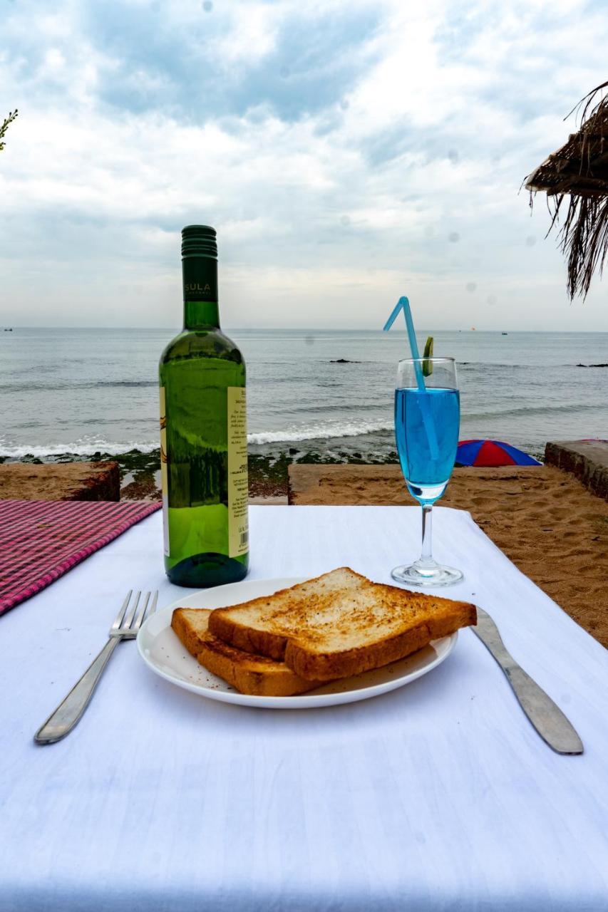Vista Praia Beach Resort Анжуна Екстер'єр фото